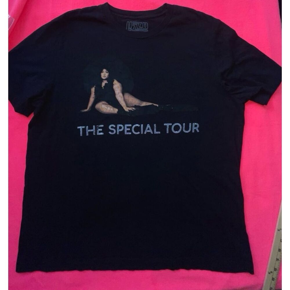 2022 Lizzo The Special Tour T Shirt Adult Size 2XL
